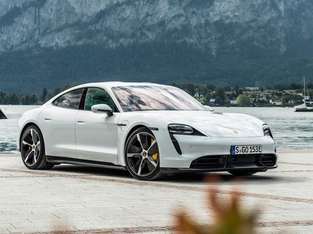 audi Porsche Taycan