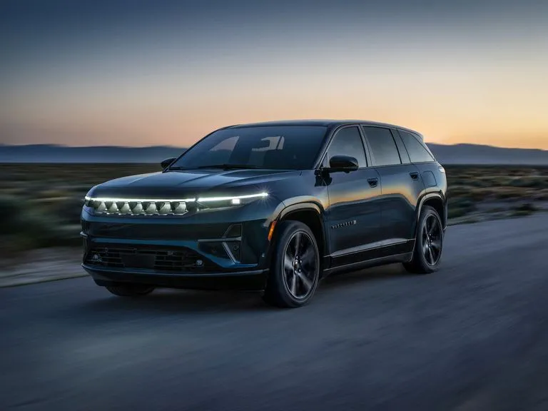 Jeep Wagoneer S EV