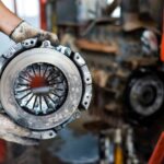 How much does it cost to change the clutch in 2025?