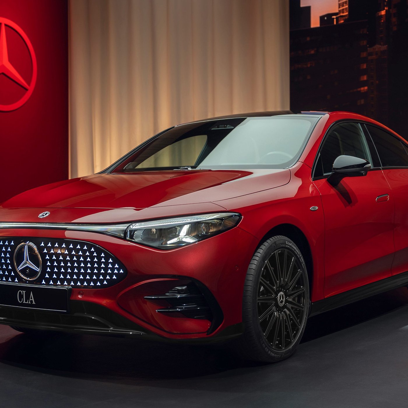 Mercedes CLA ELECTRIC: Why do you recharge only to ultra-rapid columns?